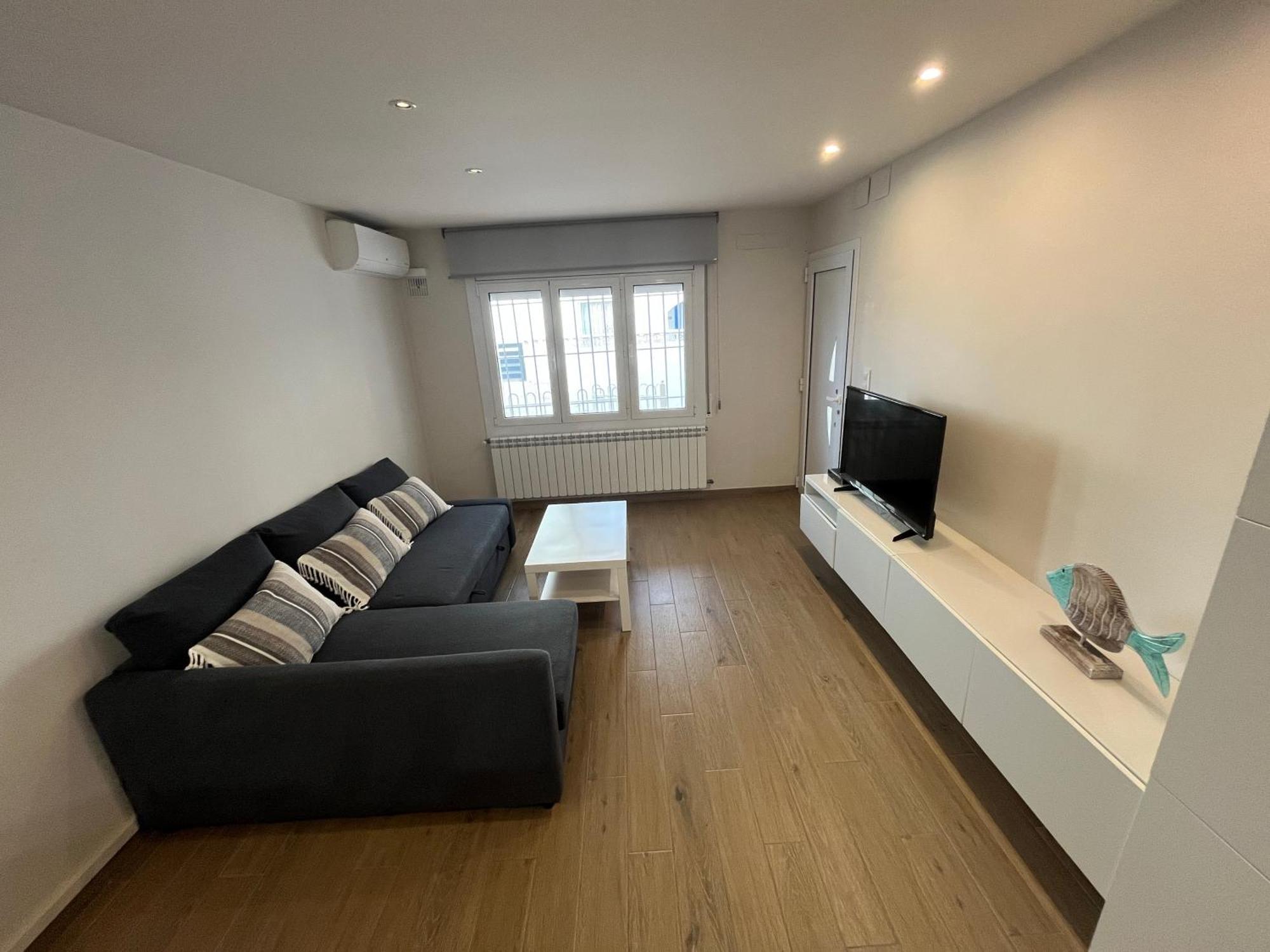 Apartamento En La Playa. Free Parking. Free Wifi L'Escala Exterior photo
